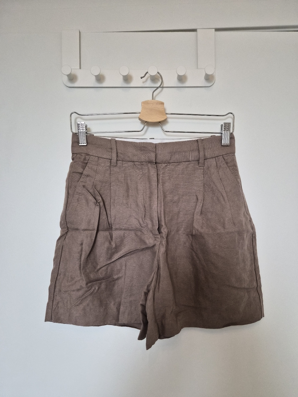 Aritzia Wilfred Free Effortless Linen Short